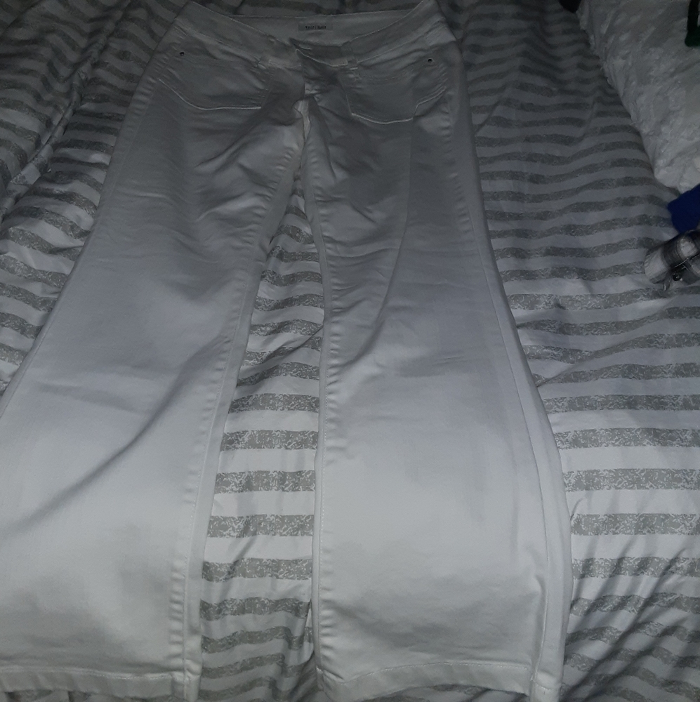 White house black market